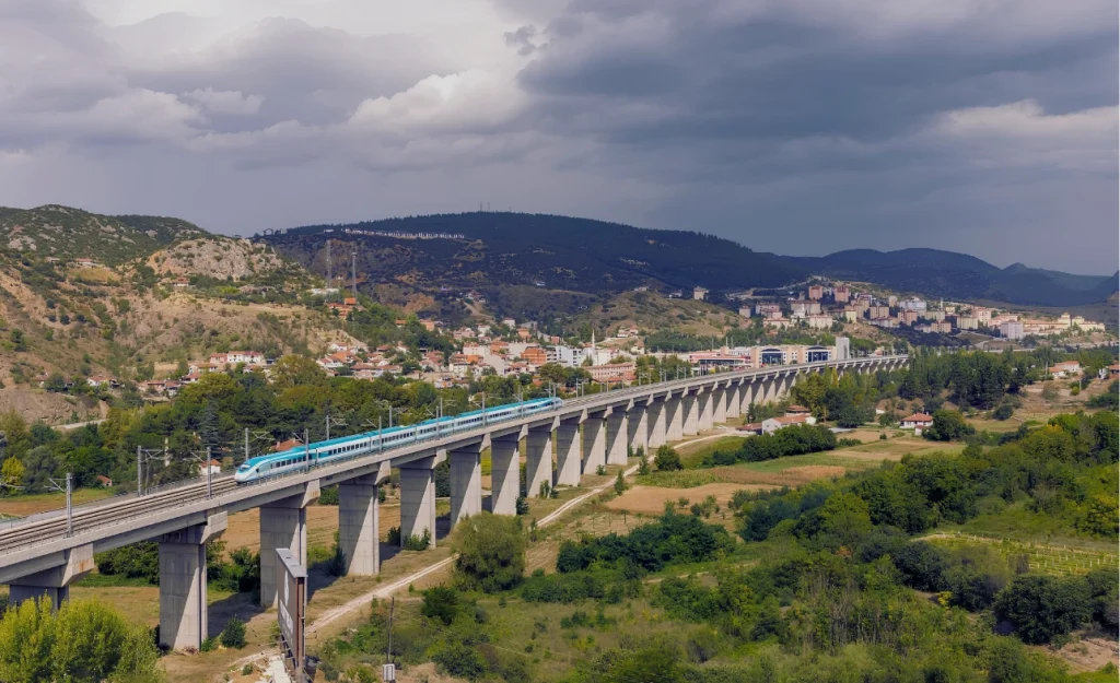 IC İçtaş İnşaat | Ankara – İstanbul Yüksek Hızlı Demiryolu Projesi